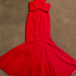 Mignon fit and flare red gown size 12