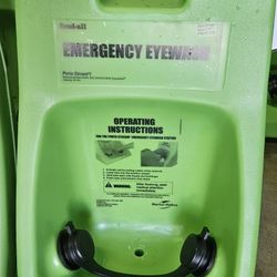 Portable Eyewash Stations 