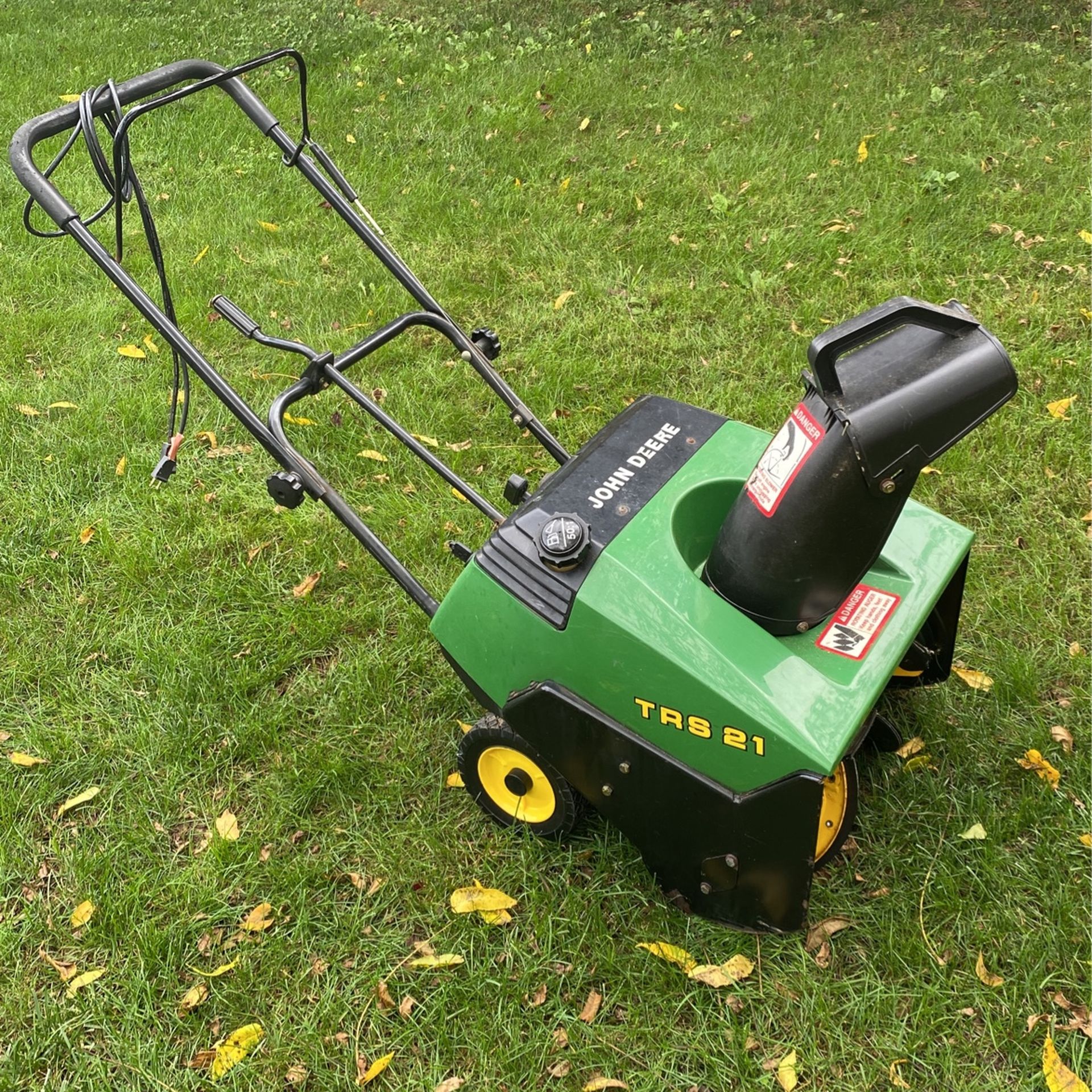John Deere TRS21 Snow Blower