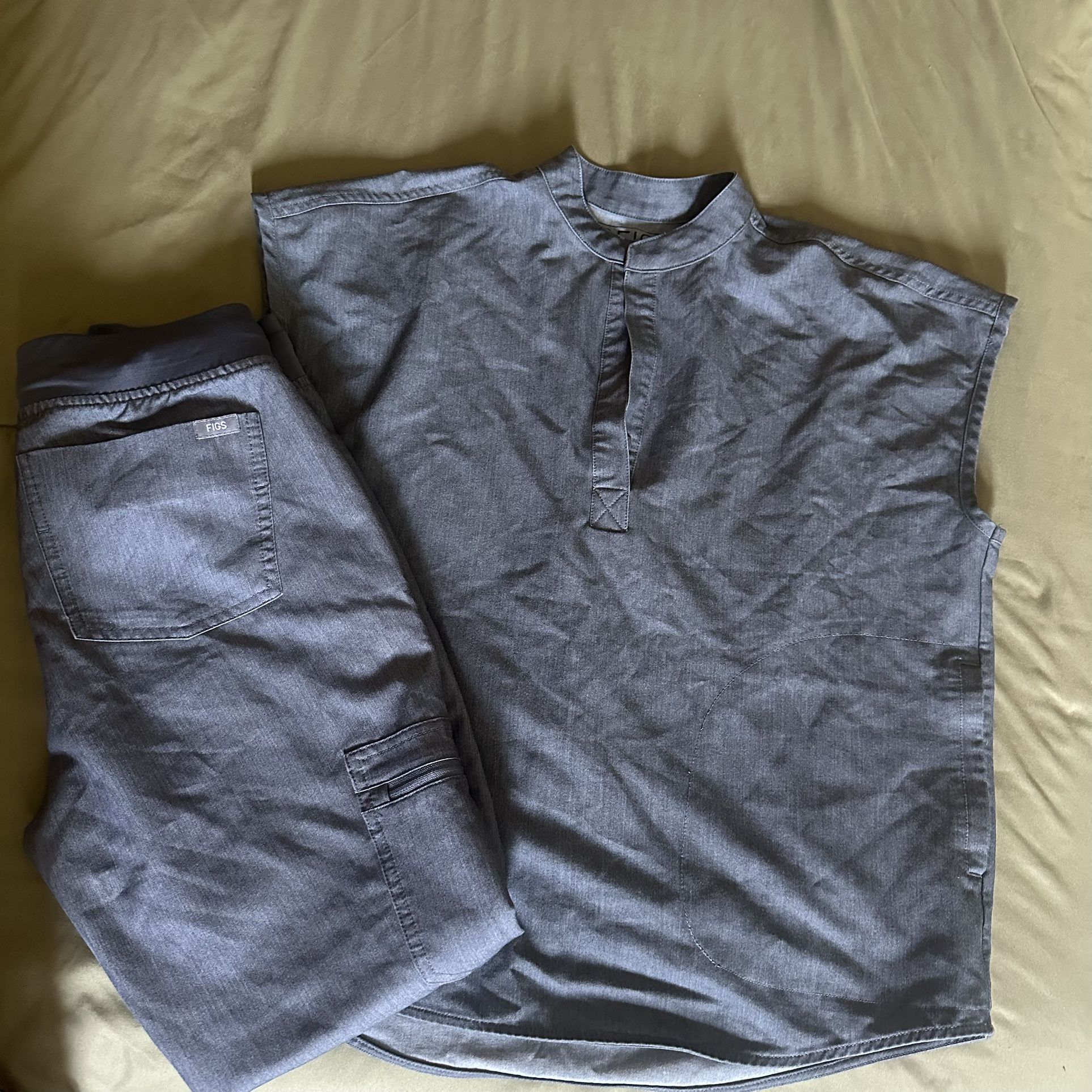 Figs Scrub Set