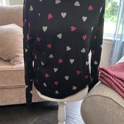 Light weight sweater