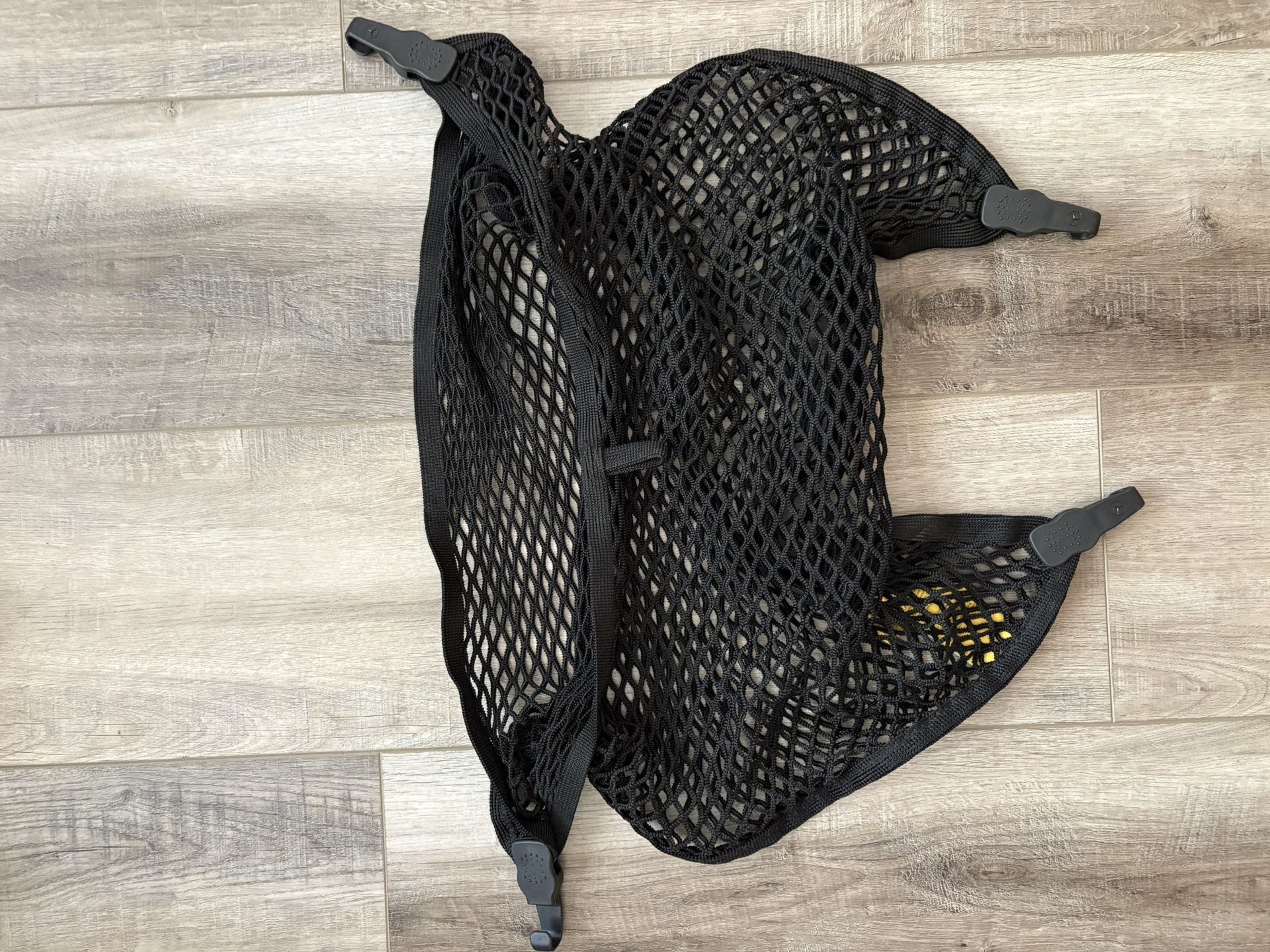 Mercedes Benz Luggage/Cargo Net