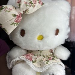 hello kitty plushie