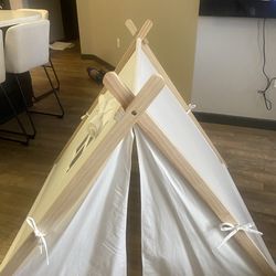 Baby/pet teepee