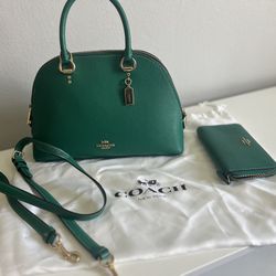 Purse, Wallet, and Dust Cover