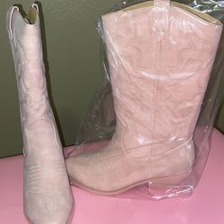 Nude Pink Cow Girl Boots 