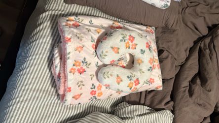 Matching baby blanket and pillow