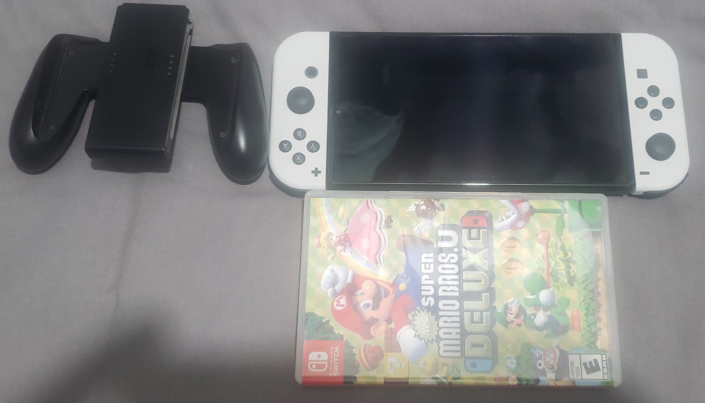 Nintendo Switch W/super Mario 