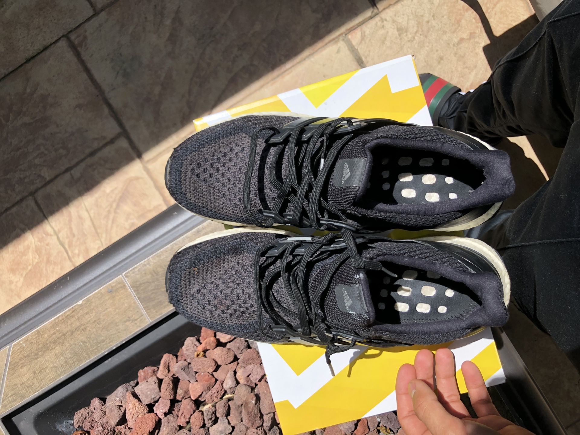 Black ultraboost 2.0