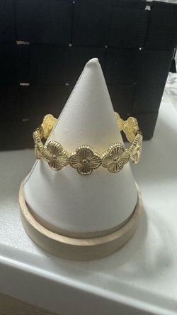 Gold-Tone Clover Flower Bangle Bracelet