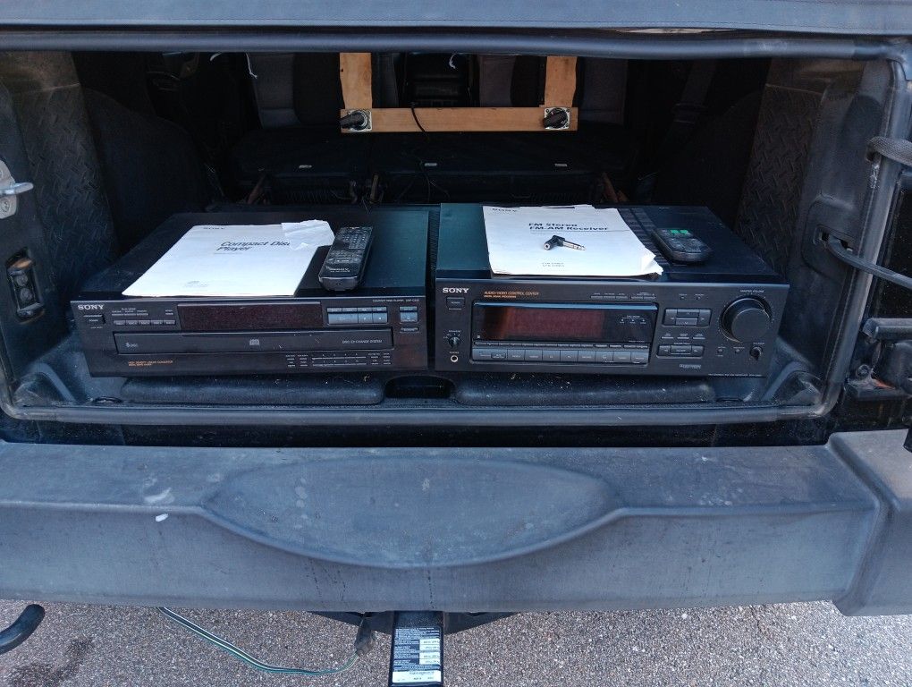 Vintage Sony Receiver And Cd Player Works
