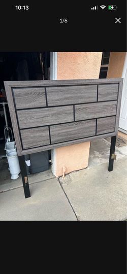 Full size bed