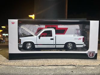 M2 1993 Chevrolet C1500 SS Collectible
