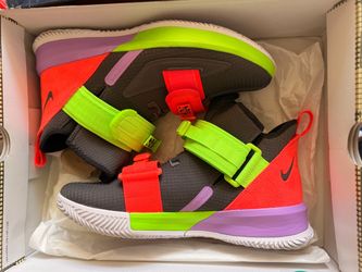Nike LeBron Soldier High-Top Basketball Sneakers Size 9.5