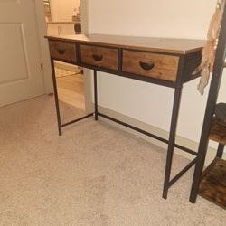 Dresser / Side Table 