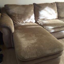 Sectional Couch With Pull Out Bed. In Perfect Shape$750 OBO
