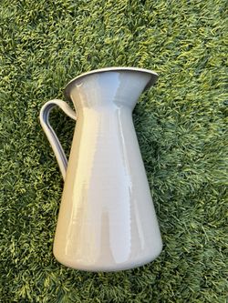 Metal beige vase/jug