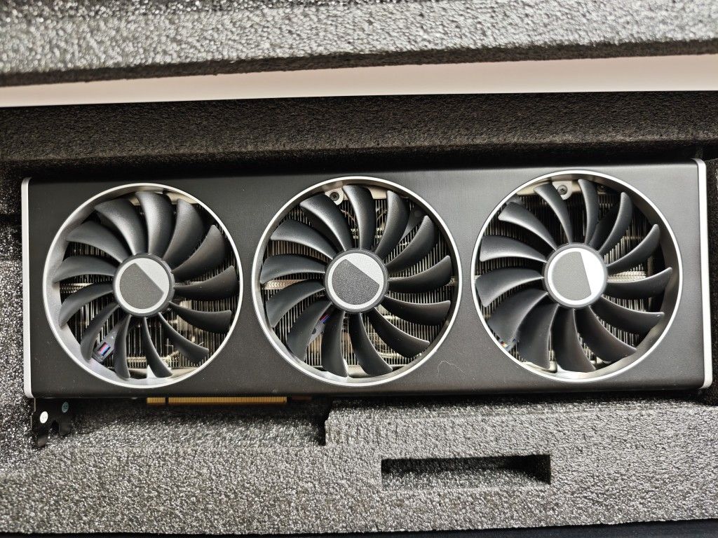 XFX Speedster MERC310 RX 7900 XT 20GB Black Edition with original box