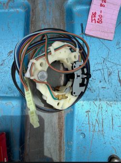 Signal switch