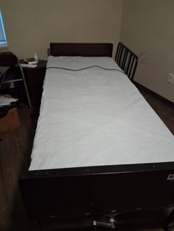 Twin Size Electric Hosp Bed