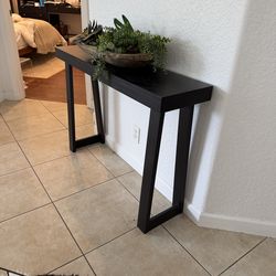 Black console table