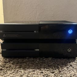 2 Xbox Ones