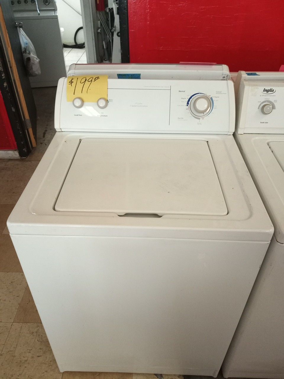 Whirlpool washing machine washer white super size heavy duty . Warranty . Delivery available . 2203 Fowler st. Ft. Myers 33901