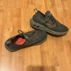 Under Armour Size 11.5