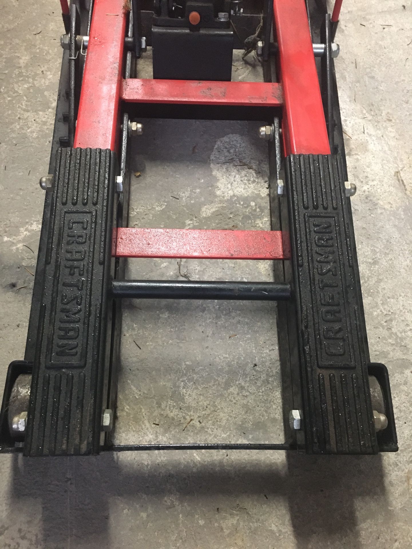 Craftsman 950190 1500 lbs Motorcycle, ATV Jack for Sale in Graham, WA