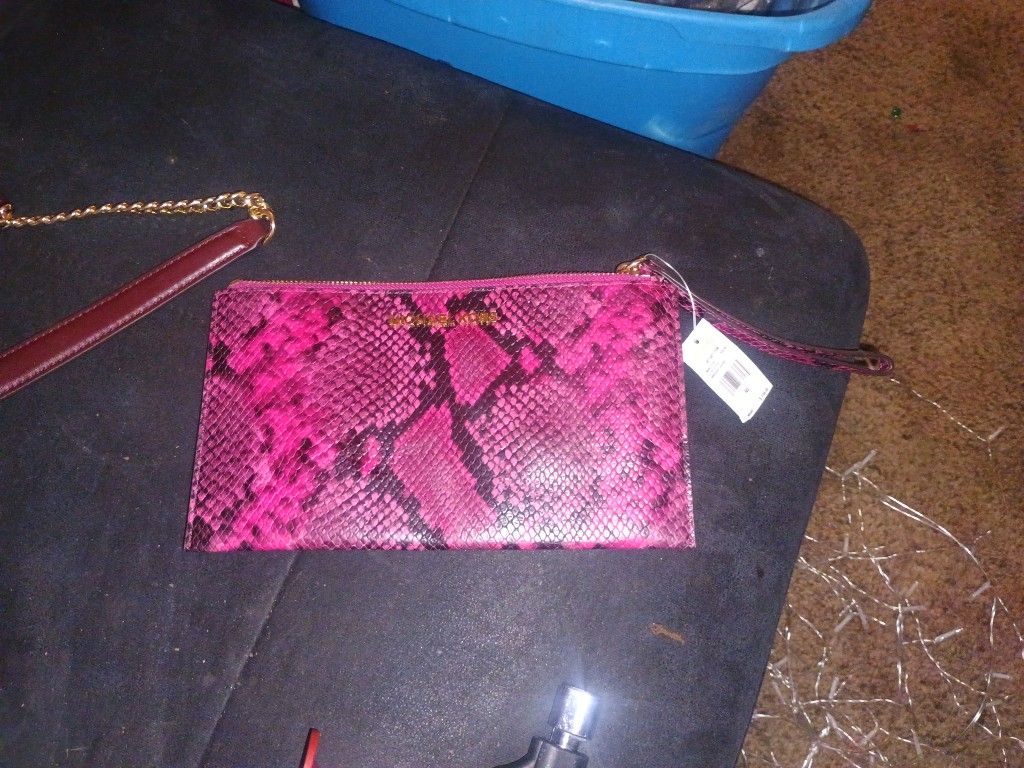 MICHAEL KORS Jet Set Zip Clutch Wristlet Pink Red Black Snake Leather