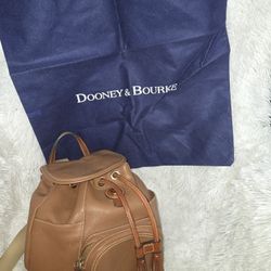 Dooney & Bourke backpack purse