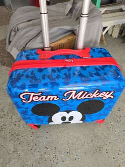 Kids jacket and luggage