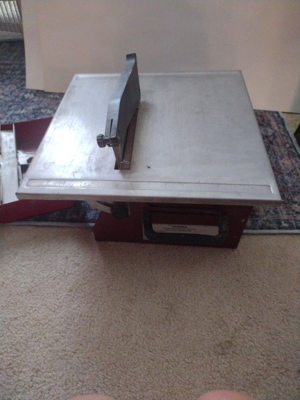 Tile Saw