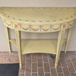 🌼 Vintage Hand-Painted Half-Moon Console Table 🌼
$75 OBO