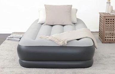 SleepLux Durable Air Mattress with Built-in Pump, Pillow and USB Charger Twin