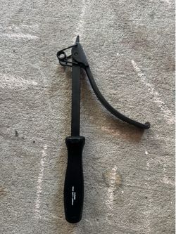 Snap-On Flywheel Turner