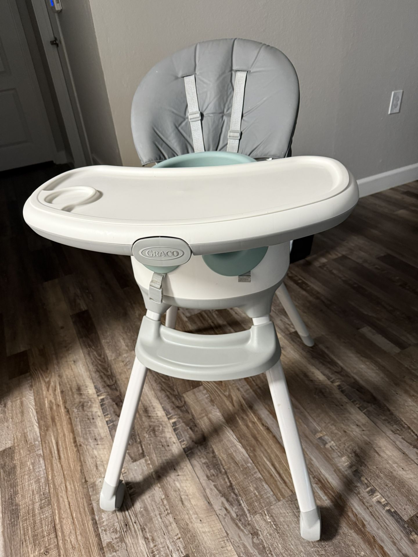Swivel Mamia Grey Wooden Highchair High Chair Baby