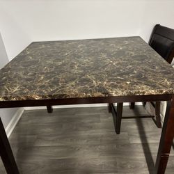 Kitchen Table & 4 Chairs 
