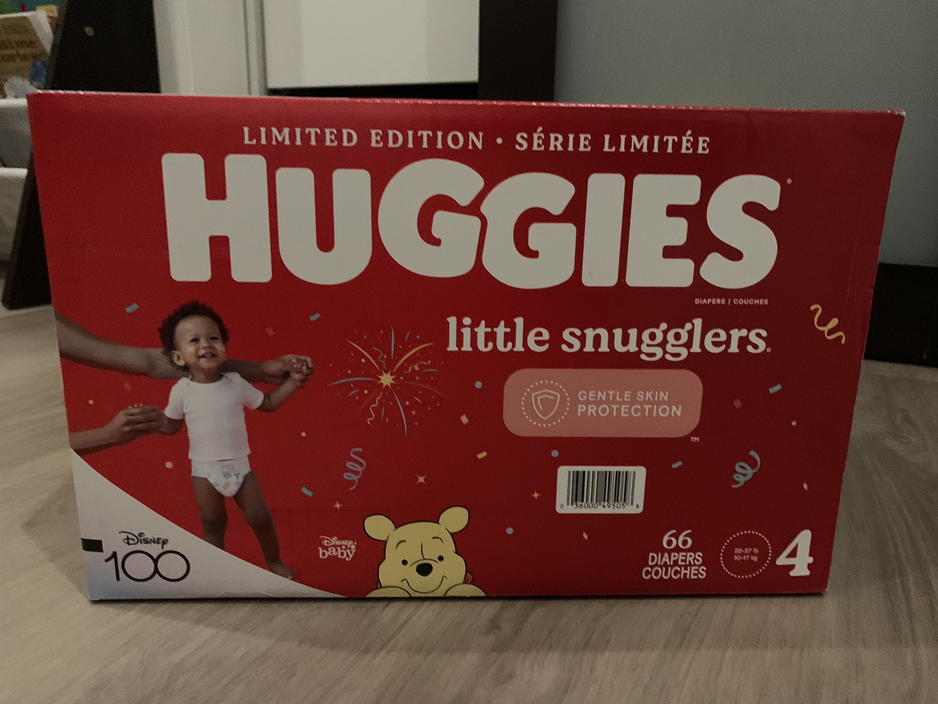 New Sz 4 Huggies Little Snugglers Baby Diapers 