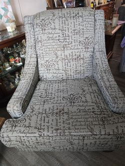 Accent chair
