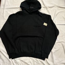 ESSENTIALS BLACK HOODIE XS/SMALL