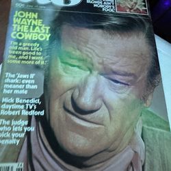 Lot Of Seven  Vintage magazines In Great Condition 