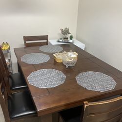 Kitchen Table 