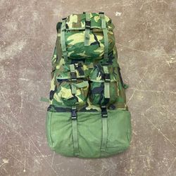 US Mounted Crewman Compartmented Bag, MCCEB, Woodland Camo
