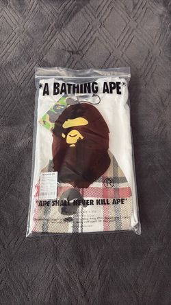 Bape T shirt Burberry size M
