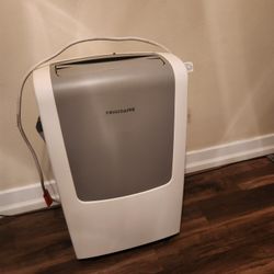 Portable air conditioner