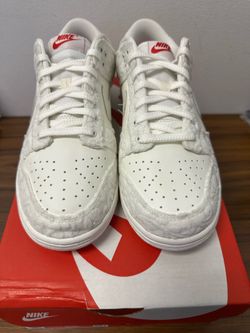 Women’s Nike Dunk Low “Give Her Flowers” size 9