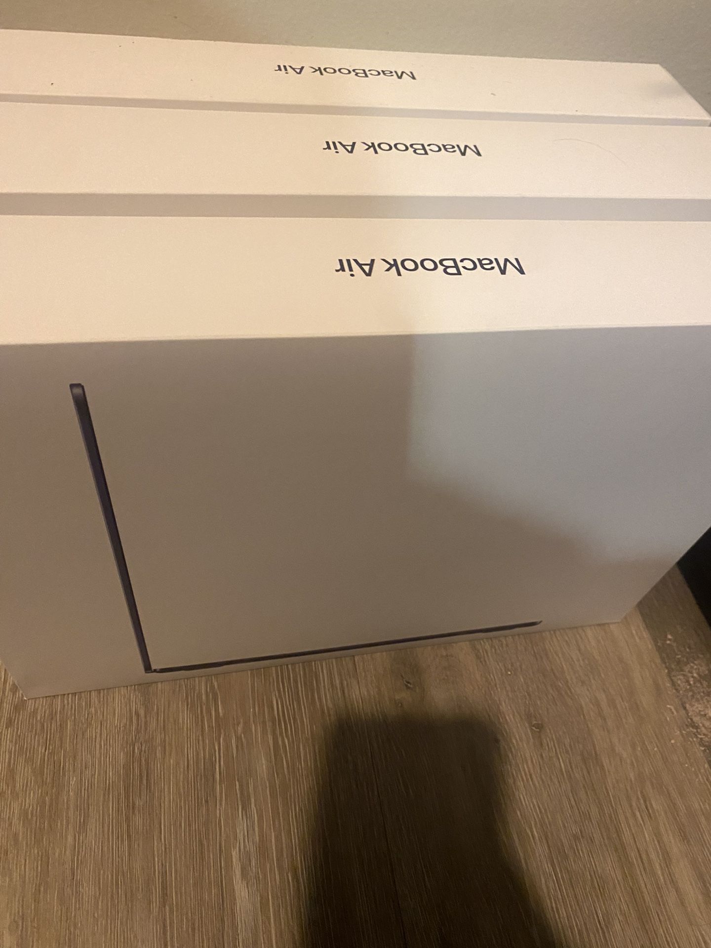 Brand new 13” MacBook Air M3 16GB 256GB
