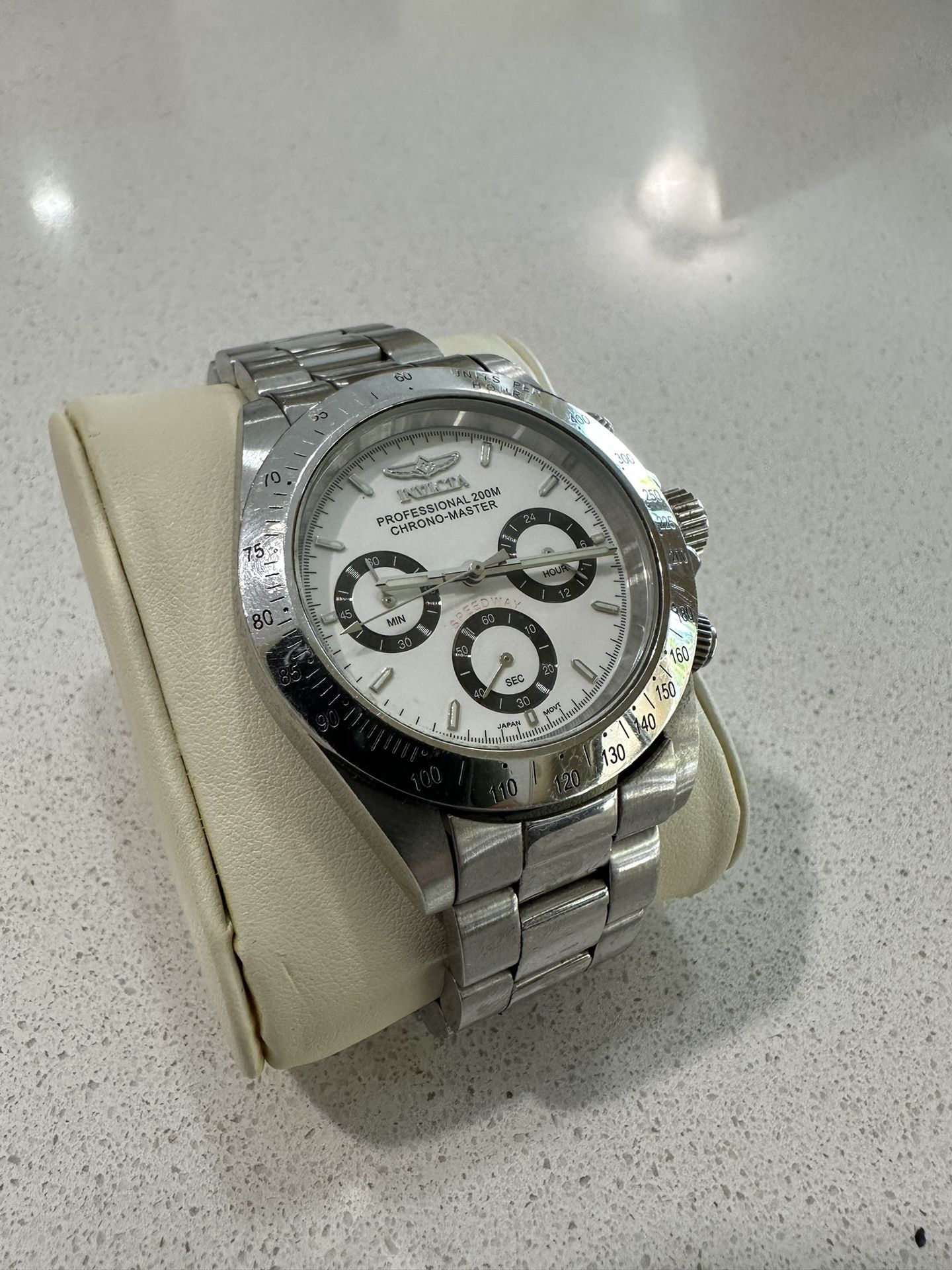 Used Invicta Professional Chrono-Master 200m.