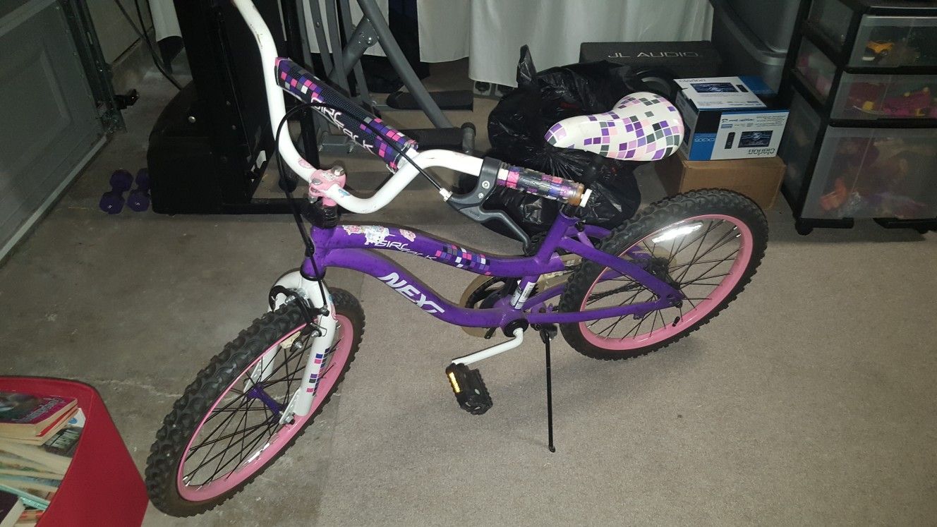 Girls bike